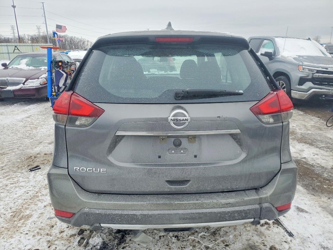 2017 NISSAN ROGUE S photo 6