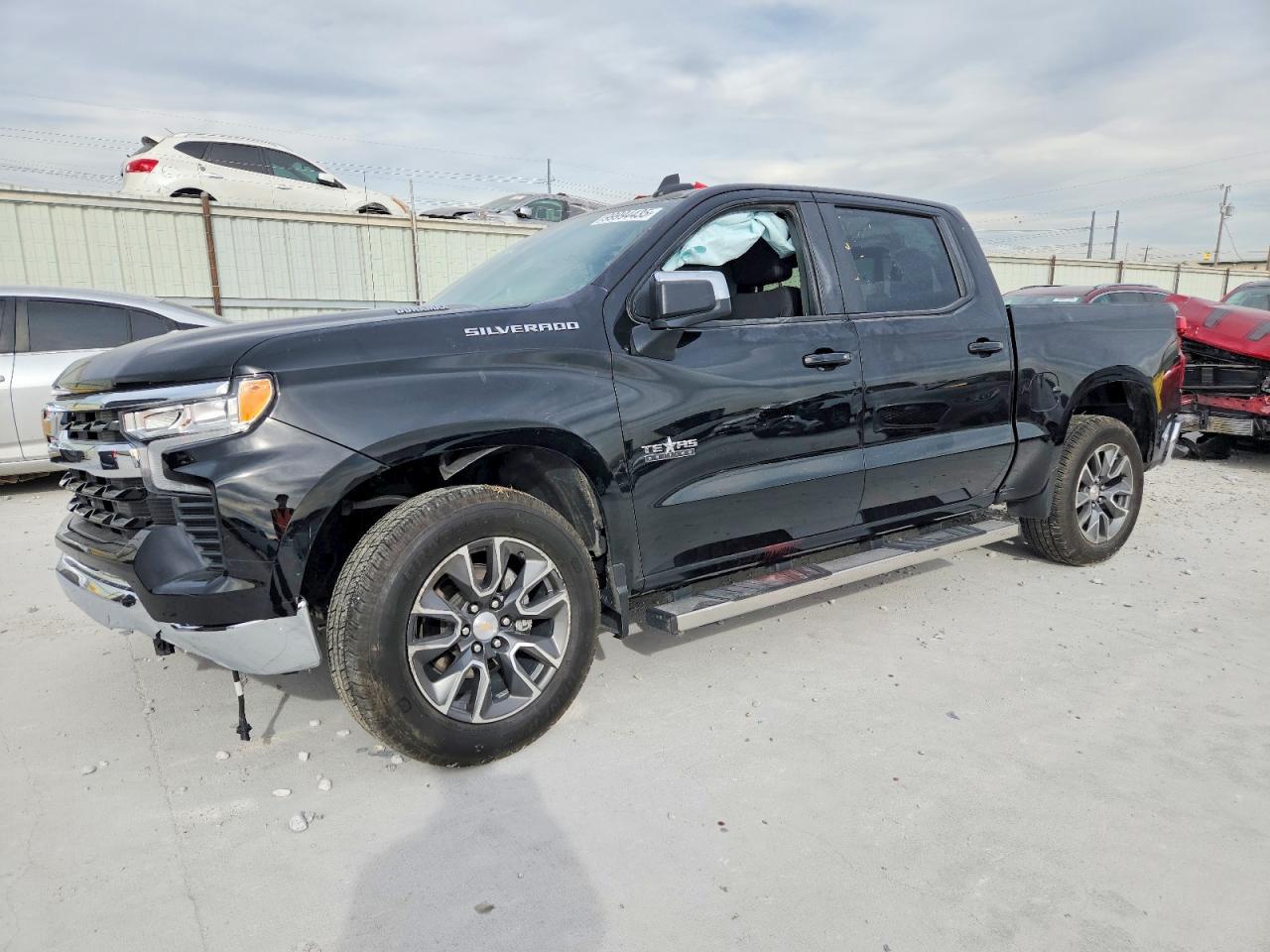 2025 CHEVROLET SILVERADO