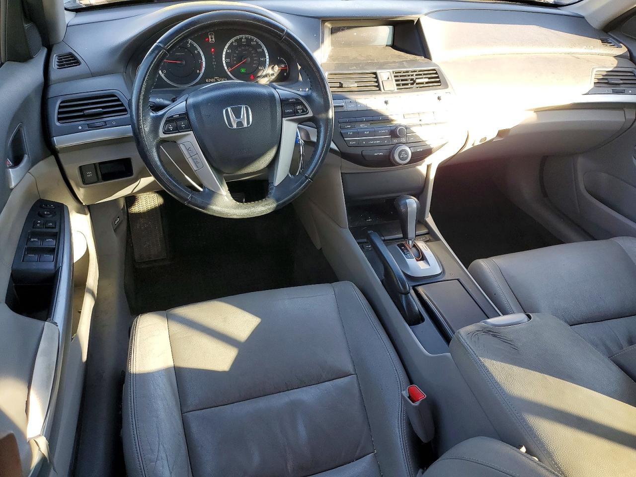 2010 HONDA ACCORD EXL photo 8