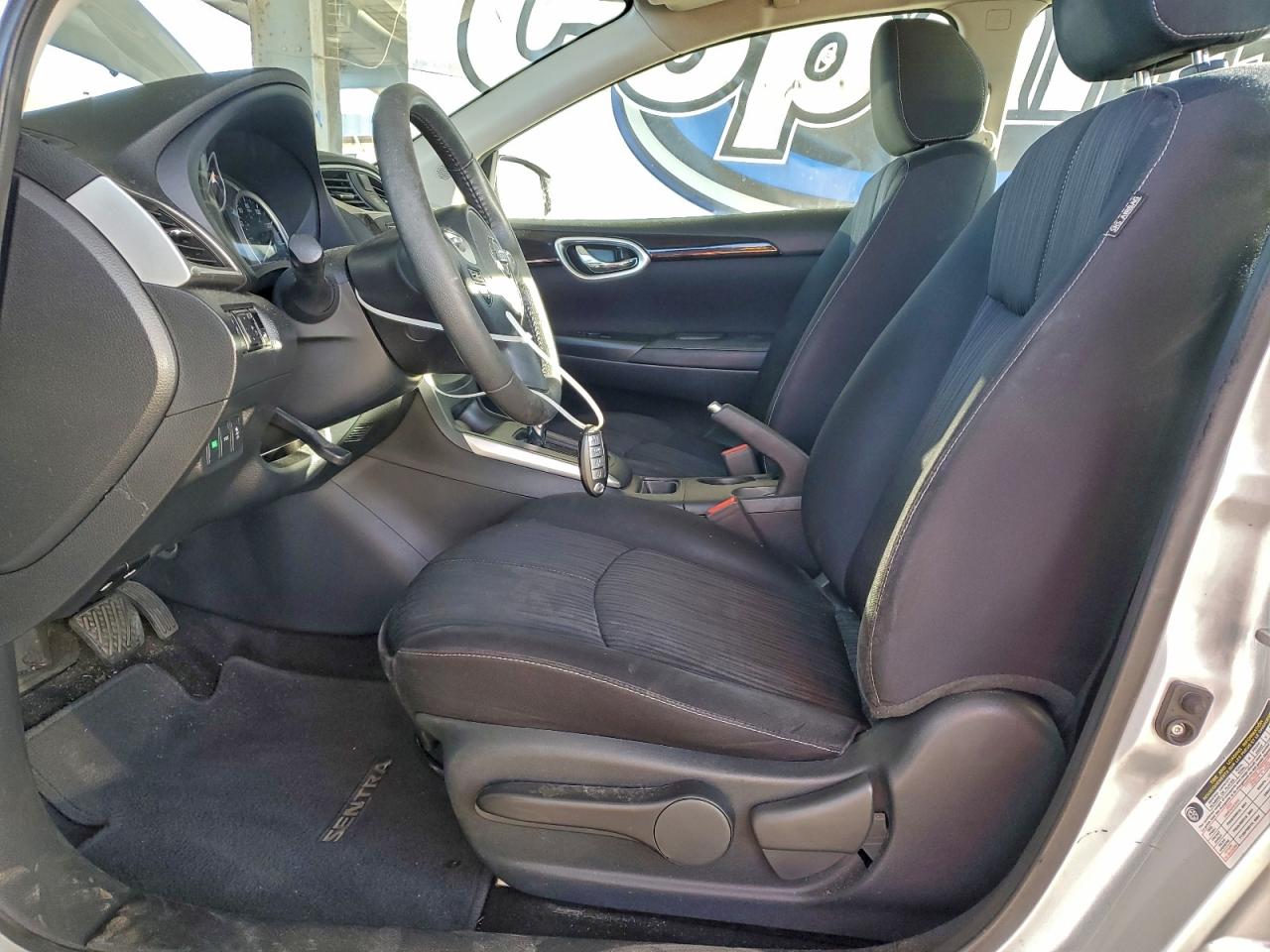 2016 NISSAN SENTRA S photo 7