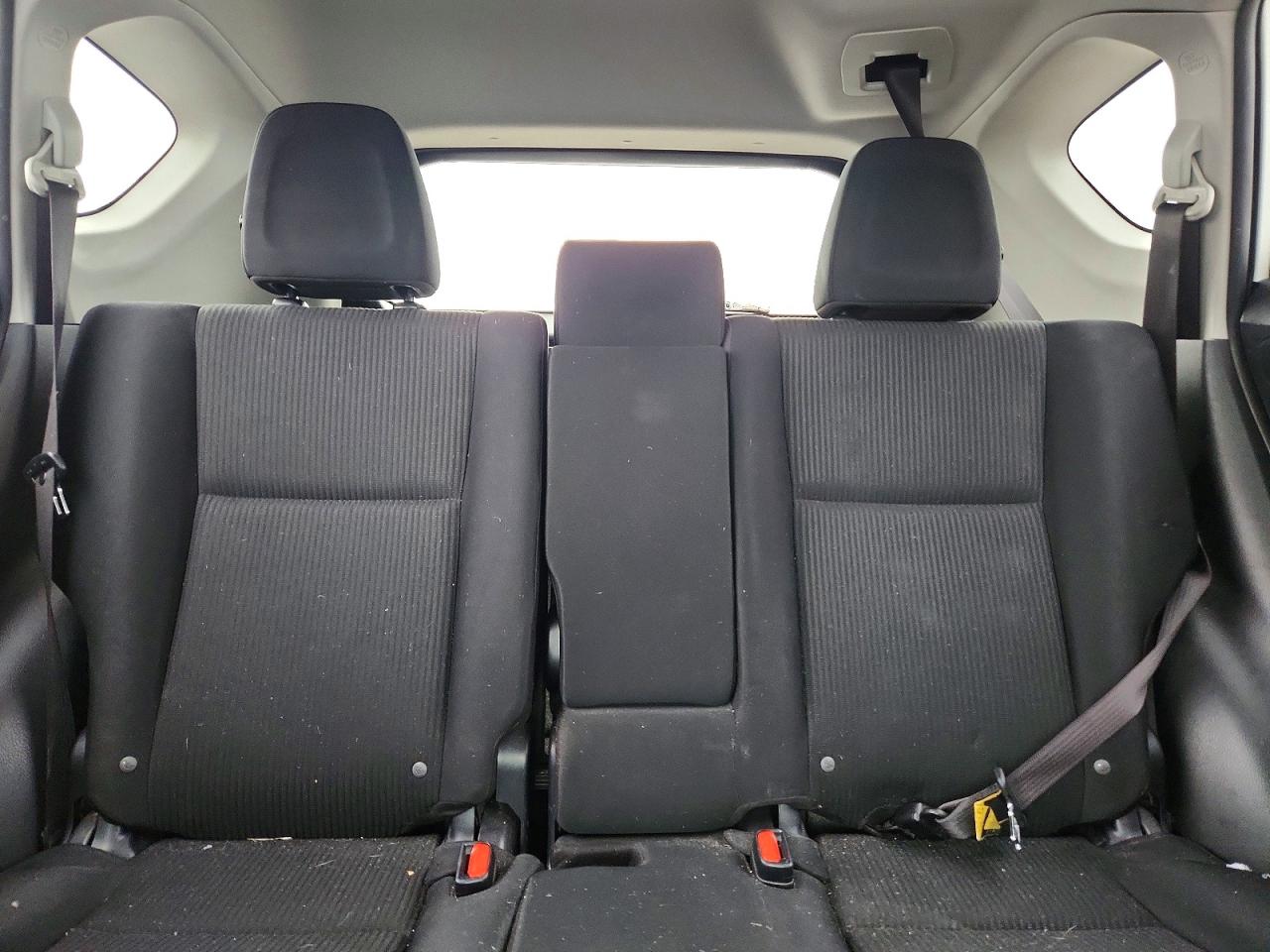 2016 TOYOTA RAV4 LE photo 10