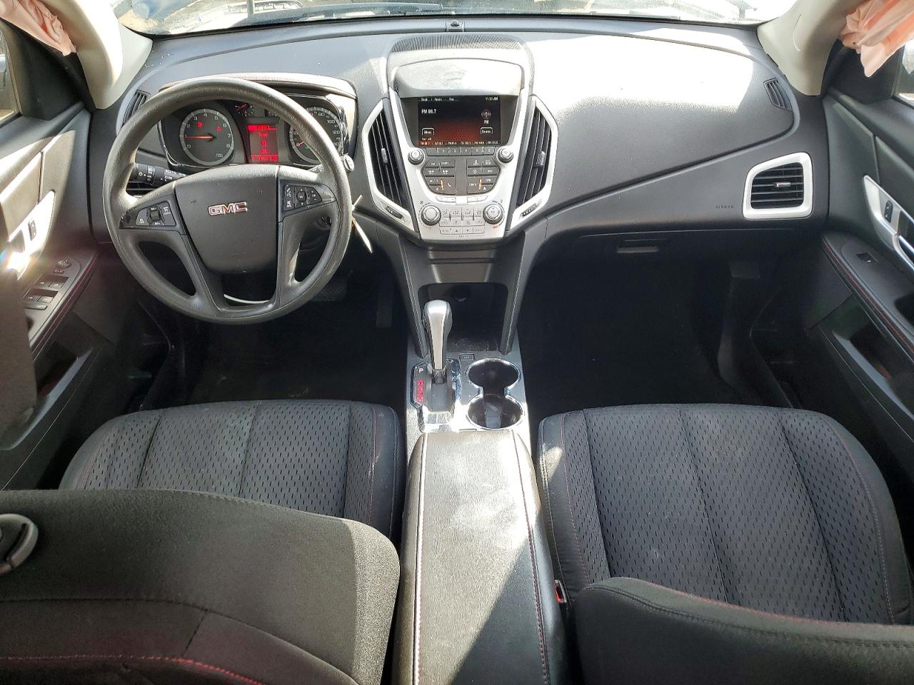 2015 GMC TERRAIN SLE photo 8