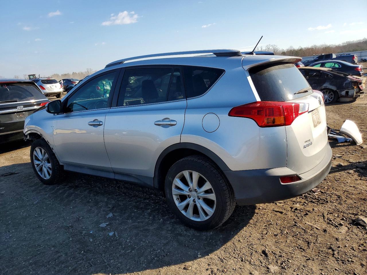 2014 TOYOTA RAV4 LIMITED photo 2