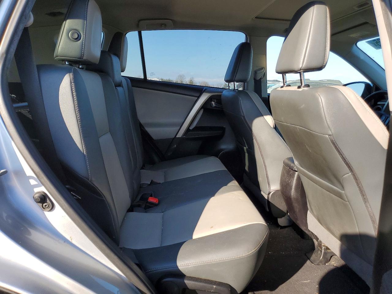 2014 TOYOTA RAV4 LIMITED photo 11