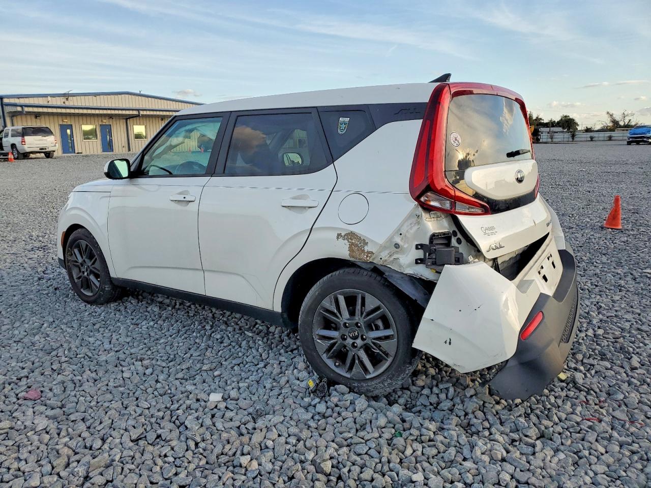 2021 KIA SOUL EX photo 2
