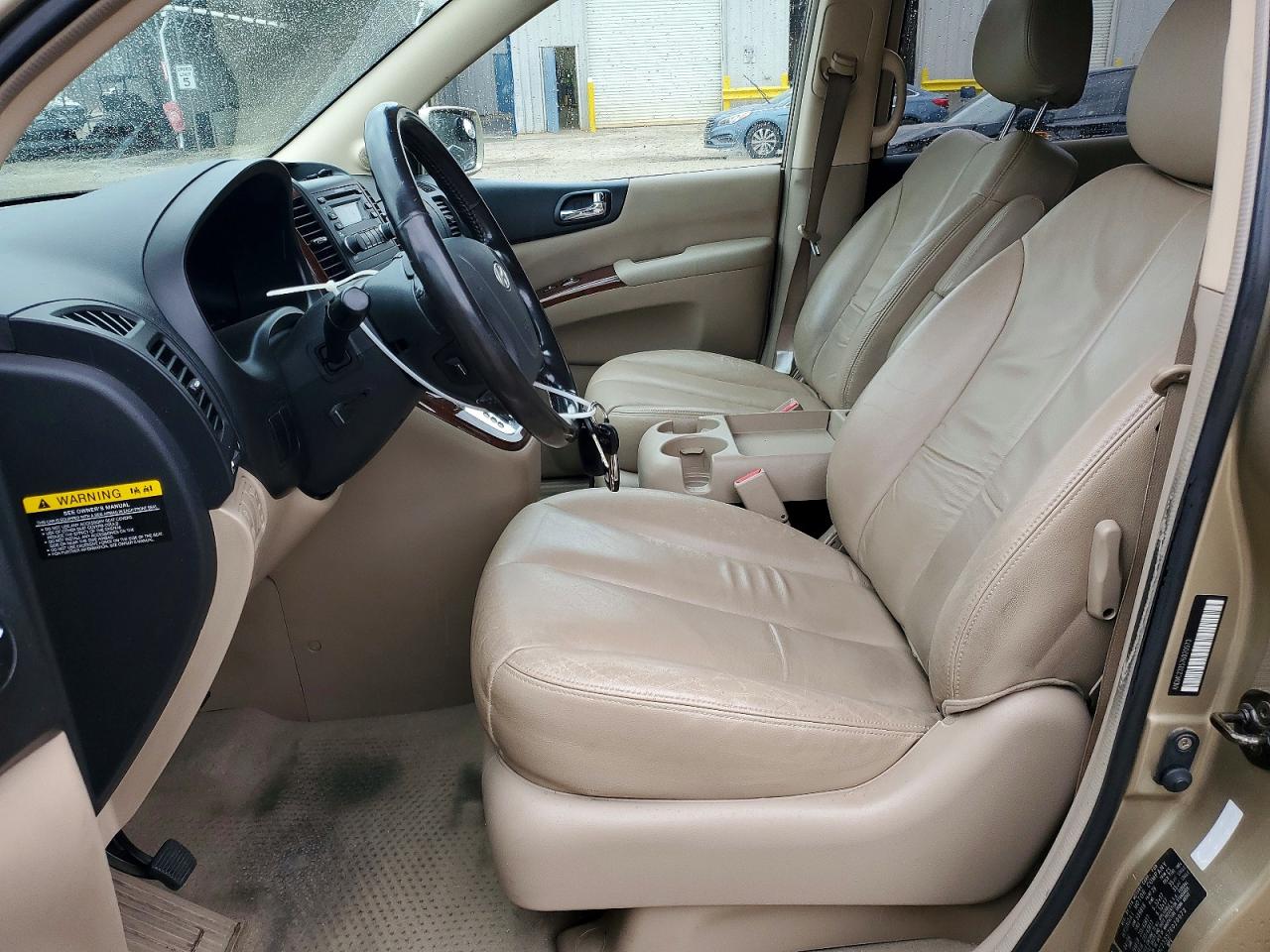 2007 HYUNDAI ENTOURAGE GLS photo 7