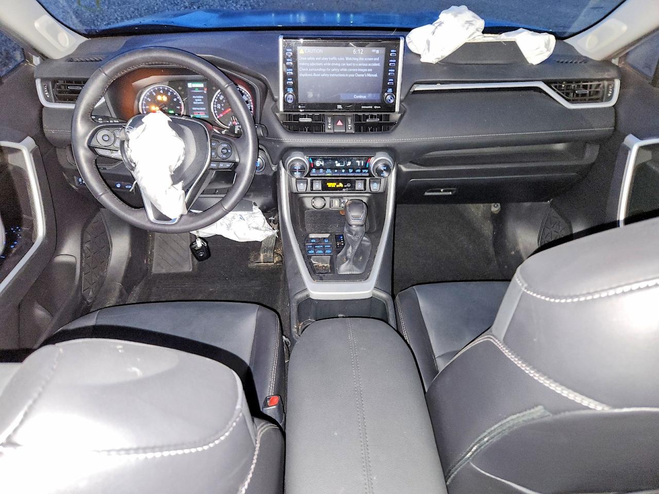 2022 TOYOTA RAV4 XLE PREMIUM photo 8