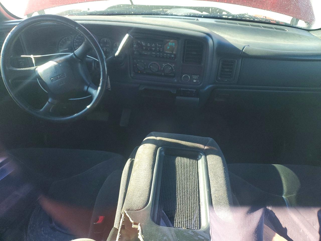 2002 GMC NEW SIERRA C1500 photo 8