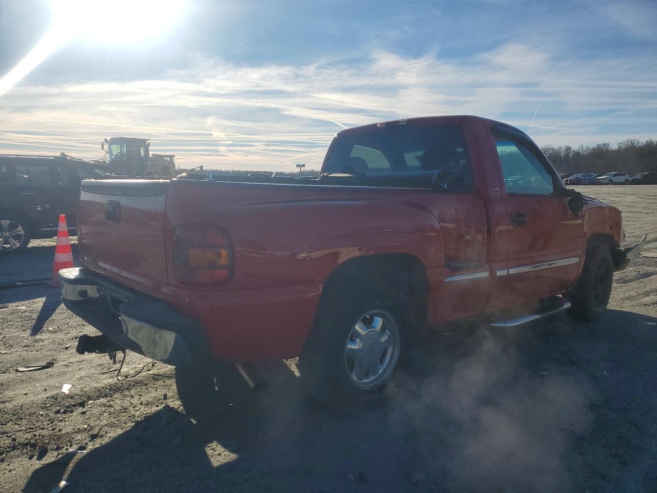 2002 GMC NEW SIERRA C1500 photo 3