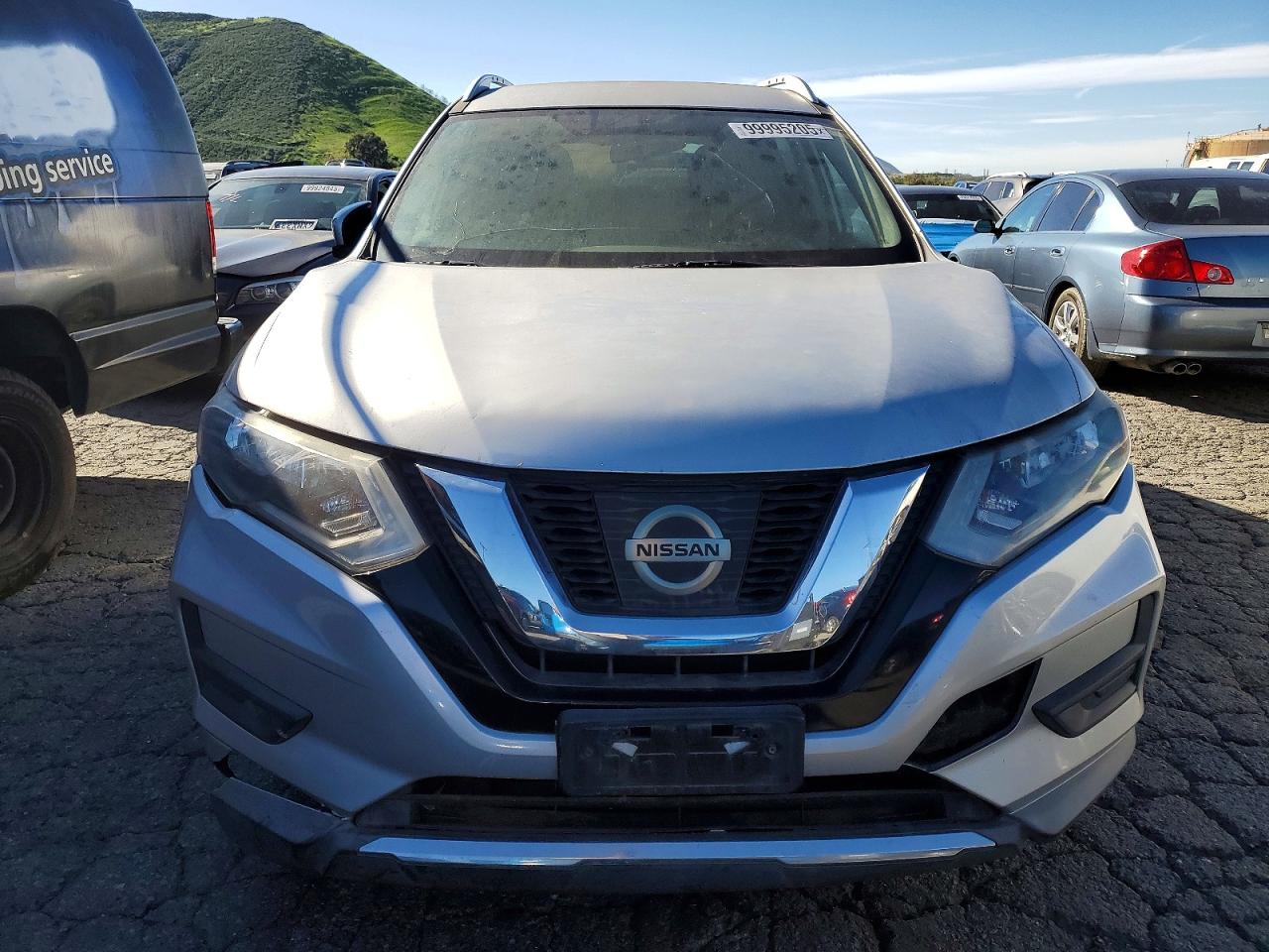 2017 NISSAN ROGUE S photo 5