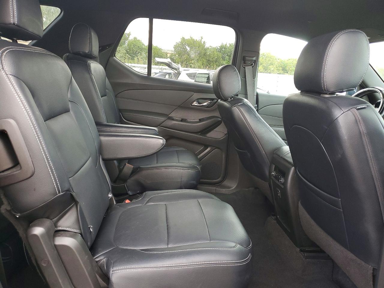 2023 CHEVROLET TRAVERSE LT photo 11