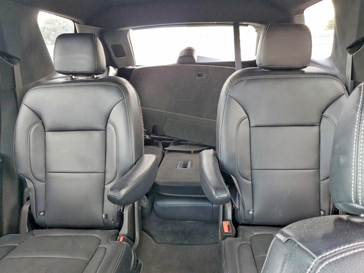 2023 CHEVROLET TRAVERSE LT photo 10