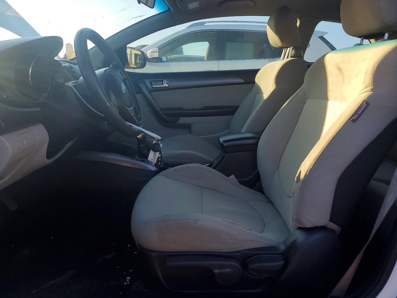 2013 KIA FORTE EX photo 7