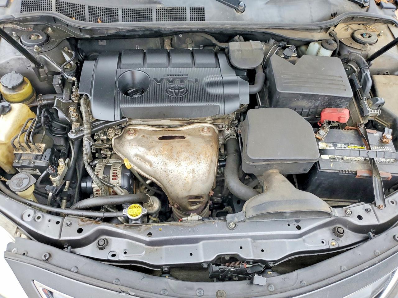 2011 TOYOTA CAMRY BASE photo 11
