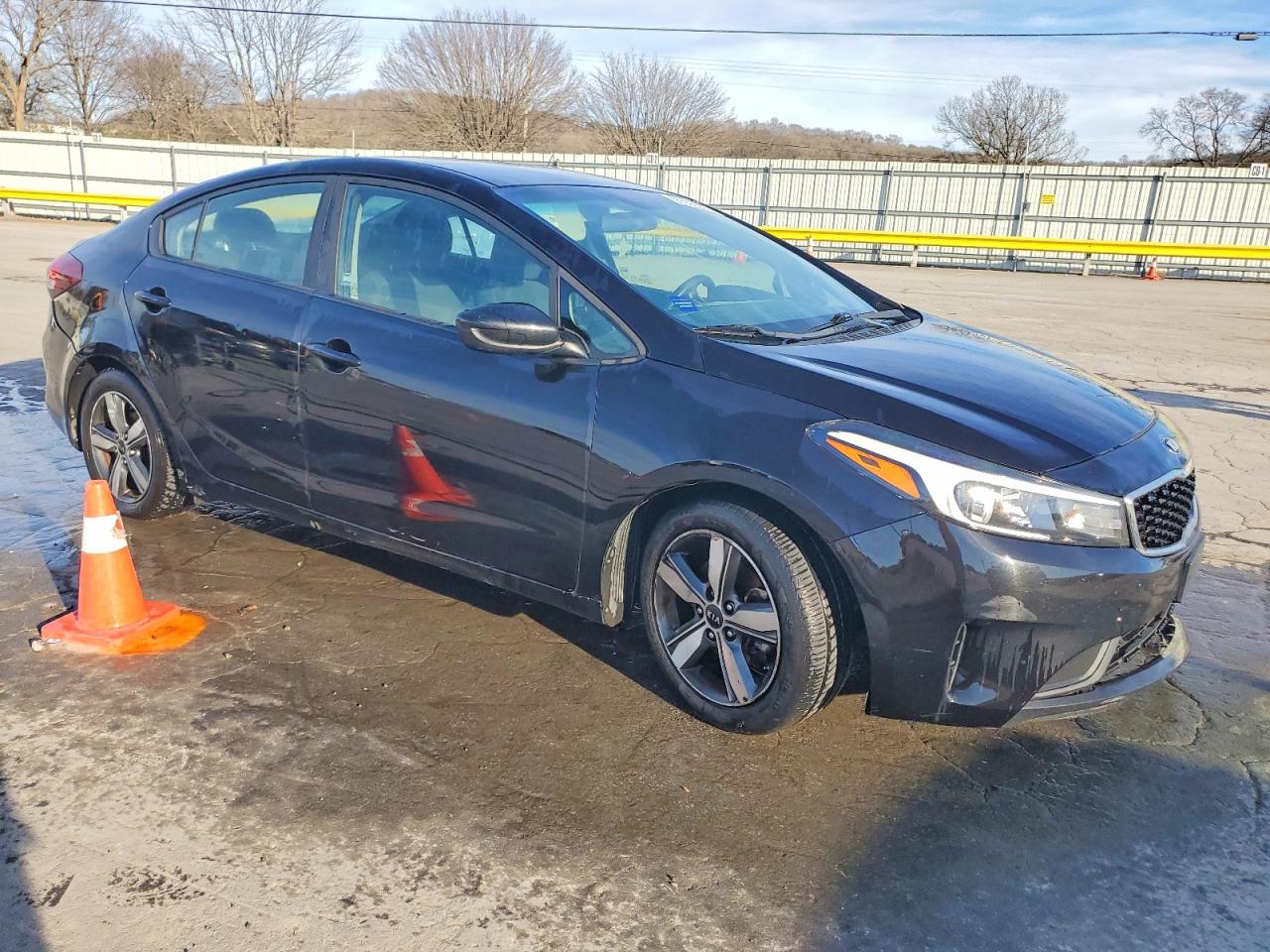 2018 KIA FORTE LX photo 4