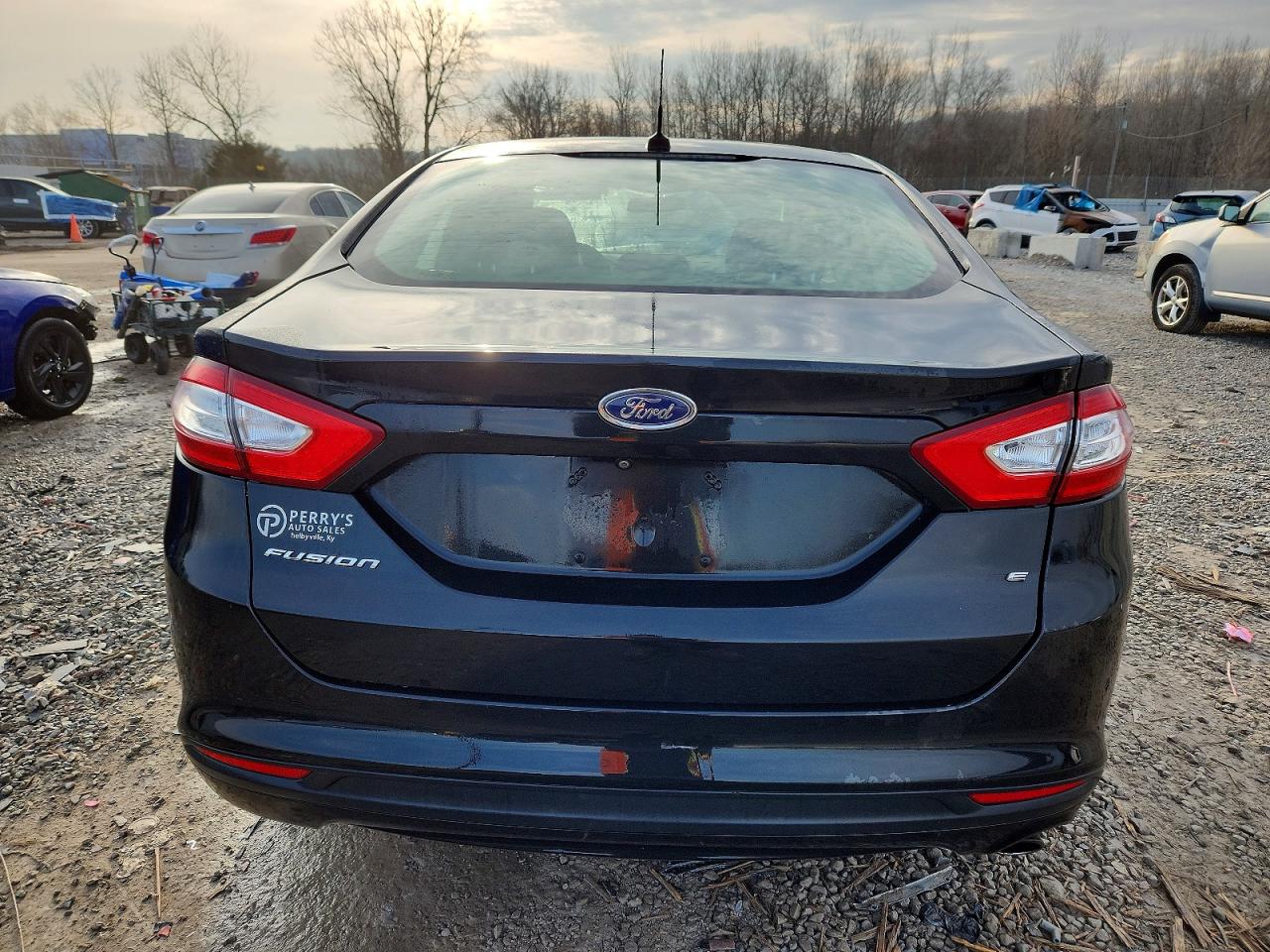 2014 FORD FUSION SE photo 6