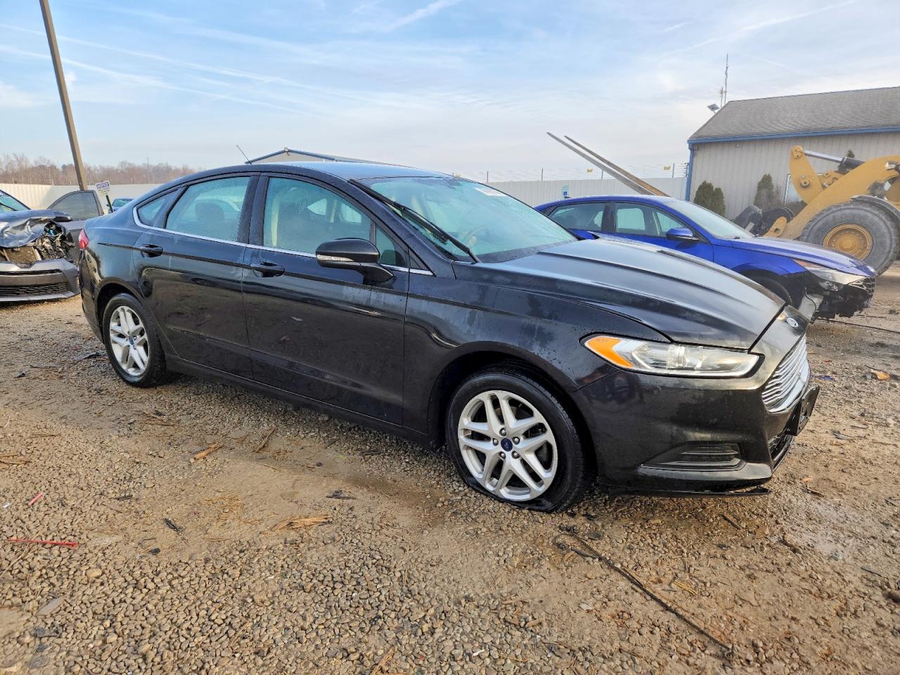 2014 FORD FUSION SE photo 4