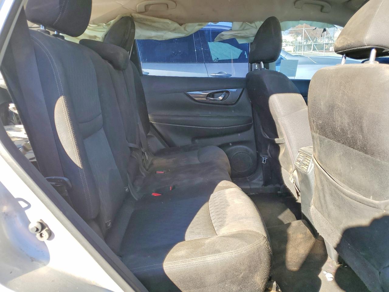 2018 NISSAN ROGUE S photo 11