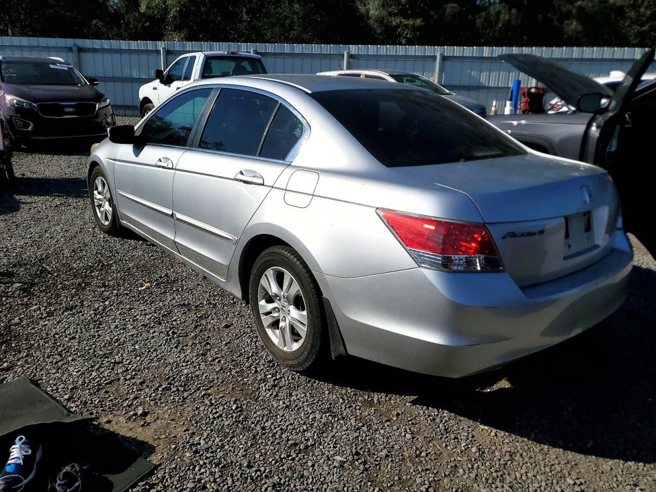 2009 HONDA ACCORD LXP photo 2