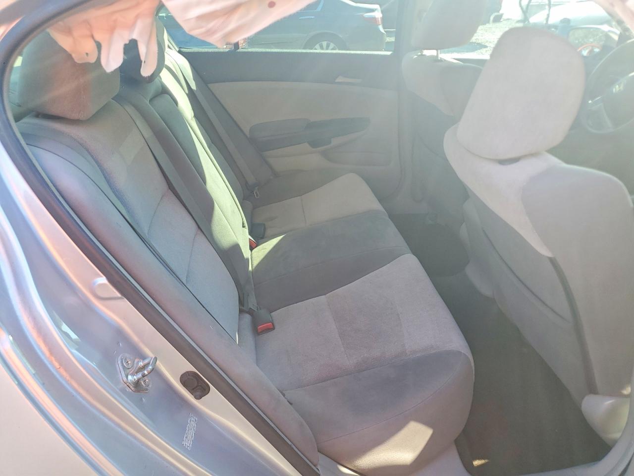2009 HONDA ACCORD LXP photo 10