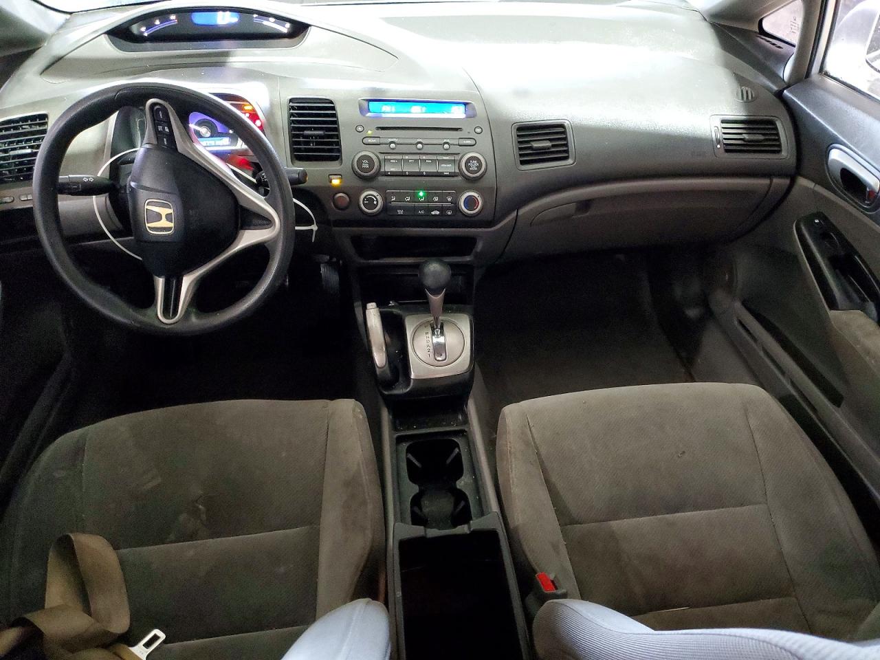 2011 HONDA CIVIC LX photo 8