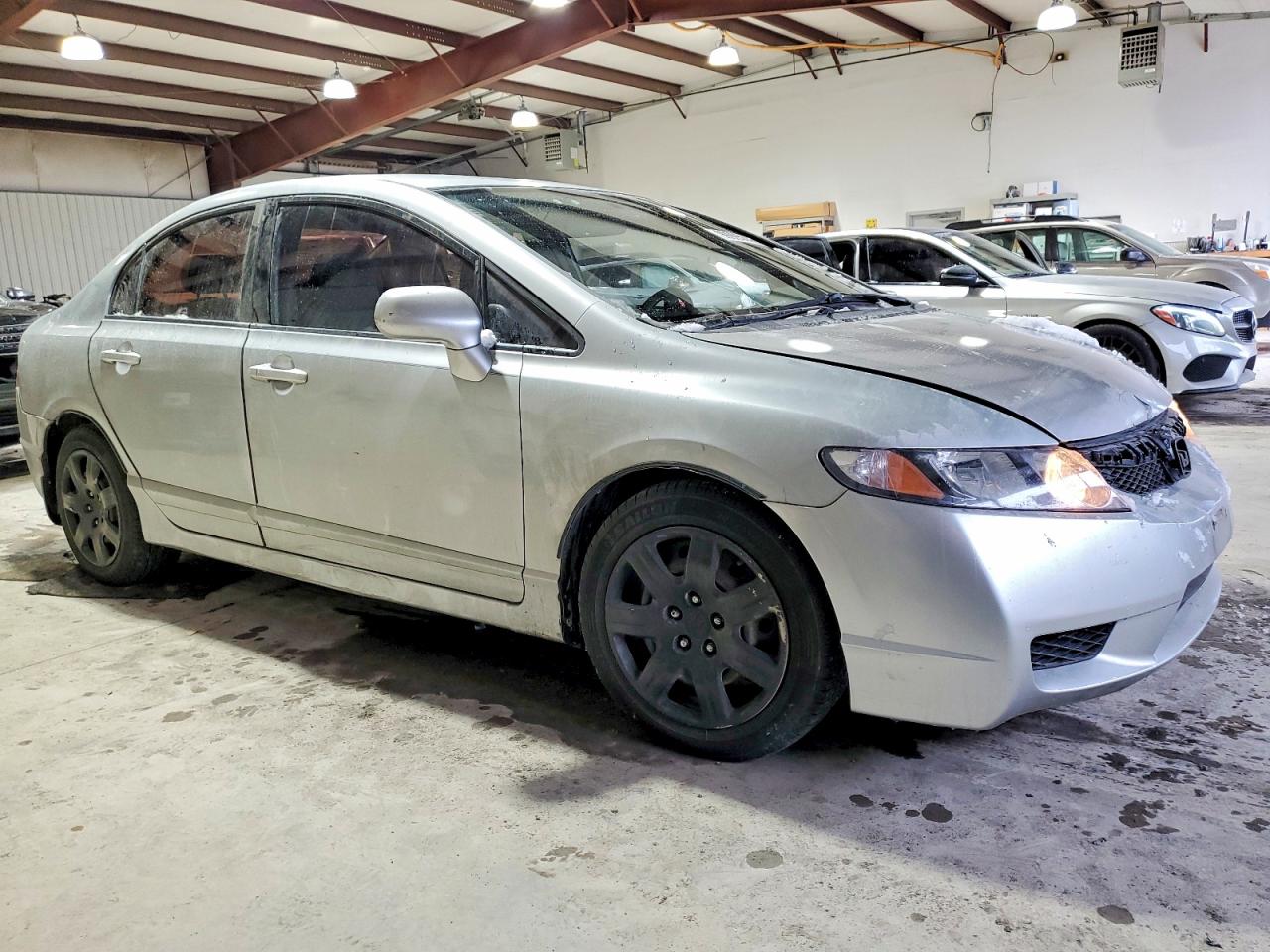 2011 HONDA CIVIC LX photo 4