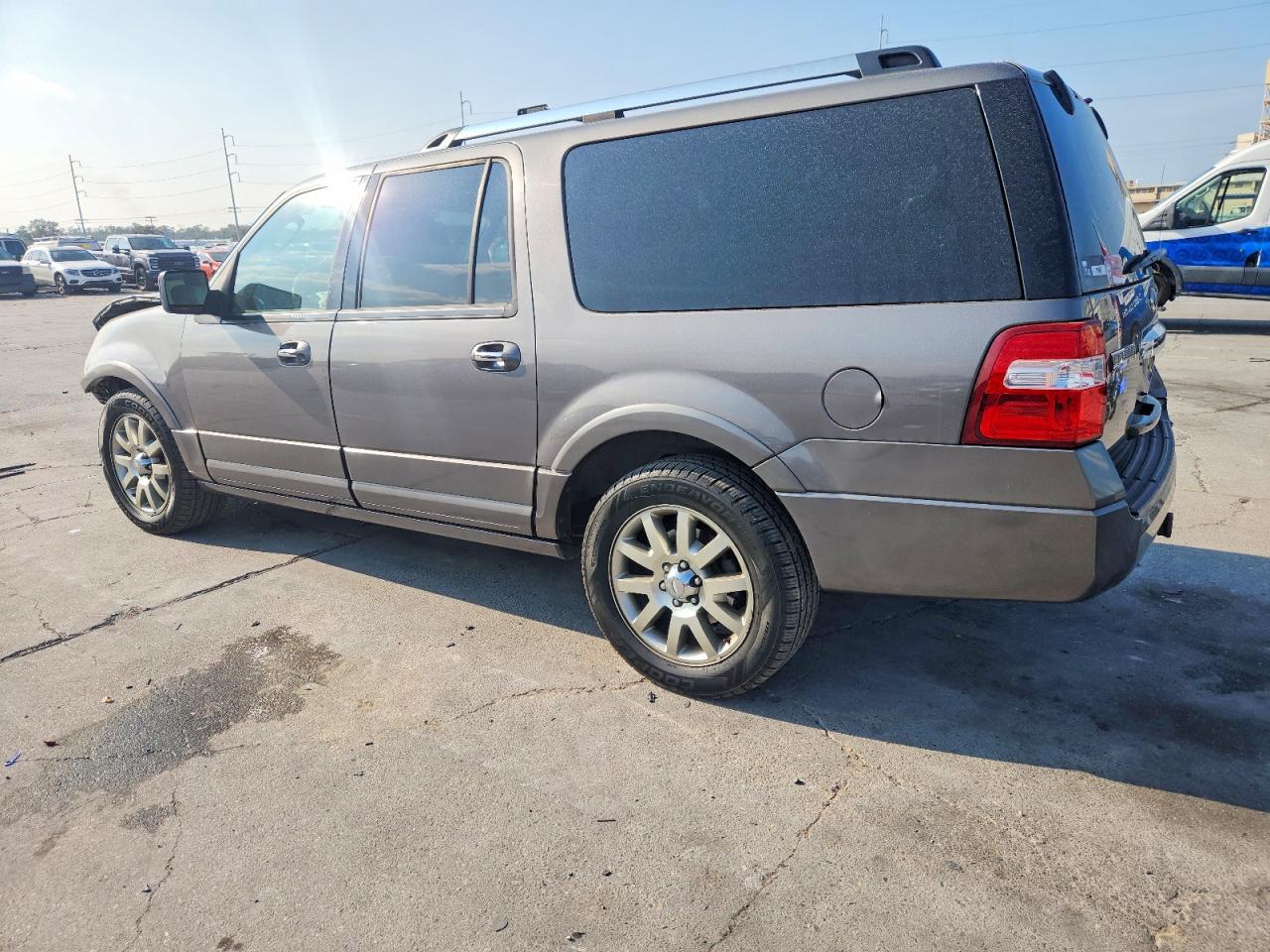 2011 FORD EXPEDITION EL LIMITED photo 2
