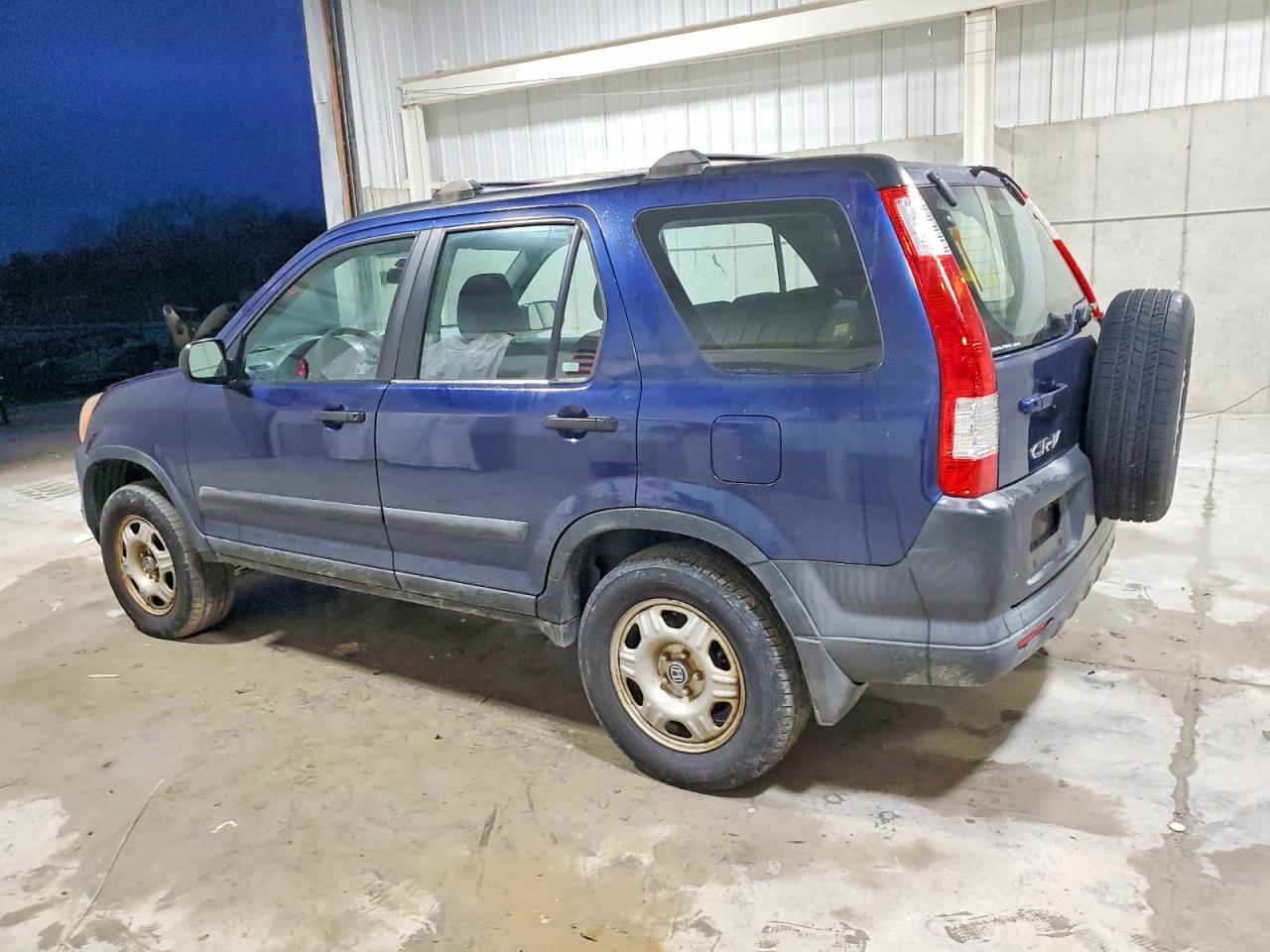 2005 HONDA CR-V LX photo 2