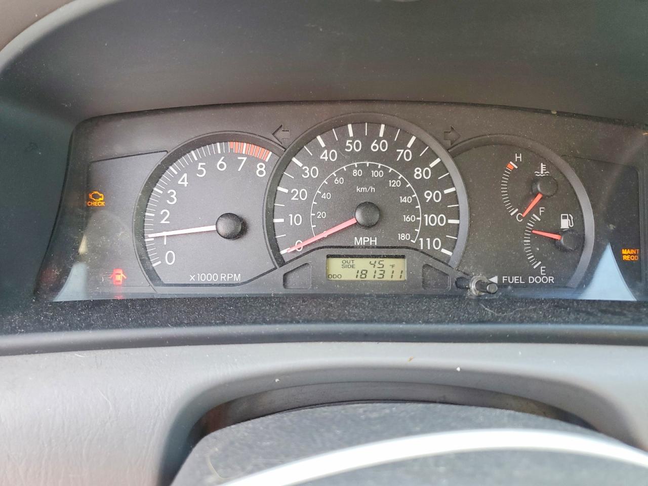 2006 TOYOTA COROLLA CE photo 9