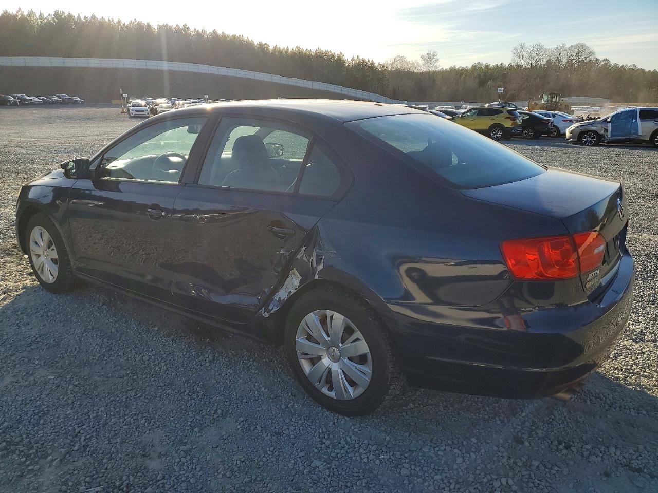 2012 VOLKSWAGEN JETTA SE photo 2