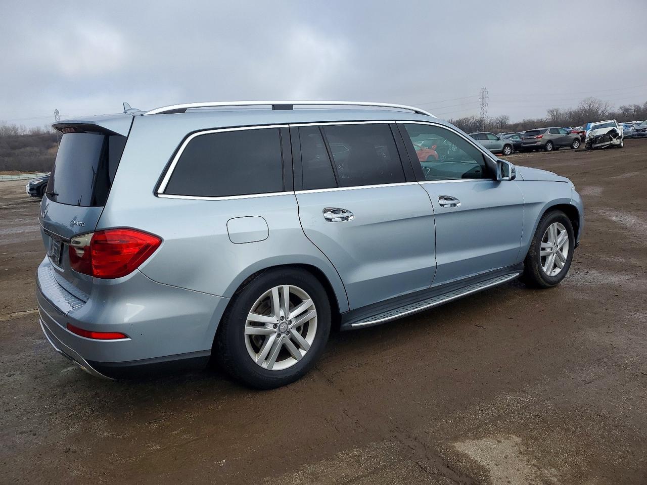 2015 MERCEDES-BENZ GL 450 4MATIC photo 3