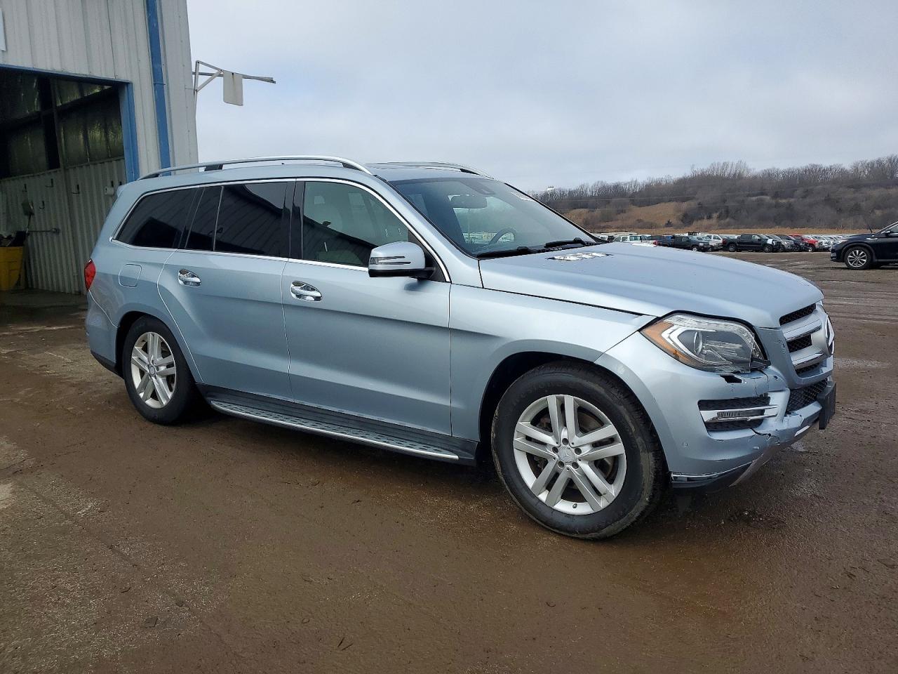 2015 MERCEDES-BENZ GL 450 4MATIC photo 4