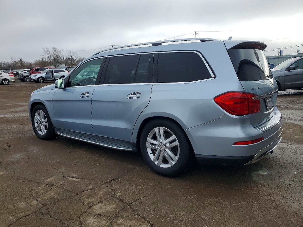 2015 MERCEDES-BENZ GL 450 4MATIC photo 2