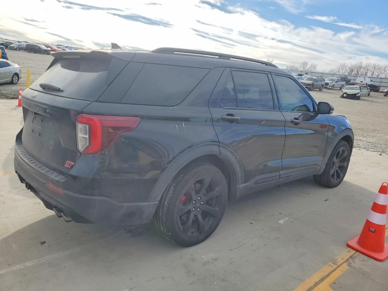 2020 FORD EXPLORER ST photo 3