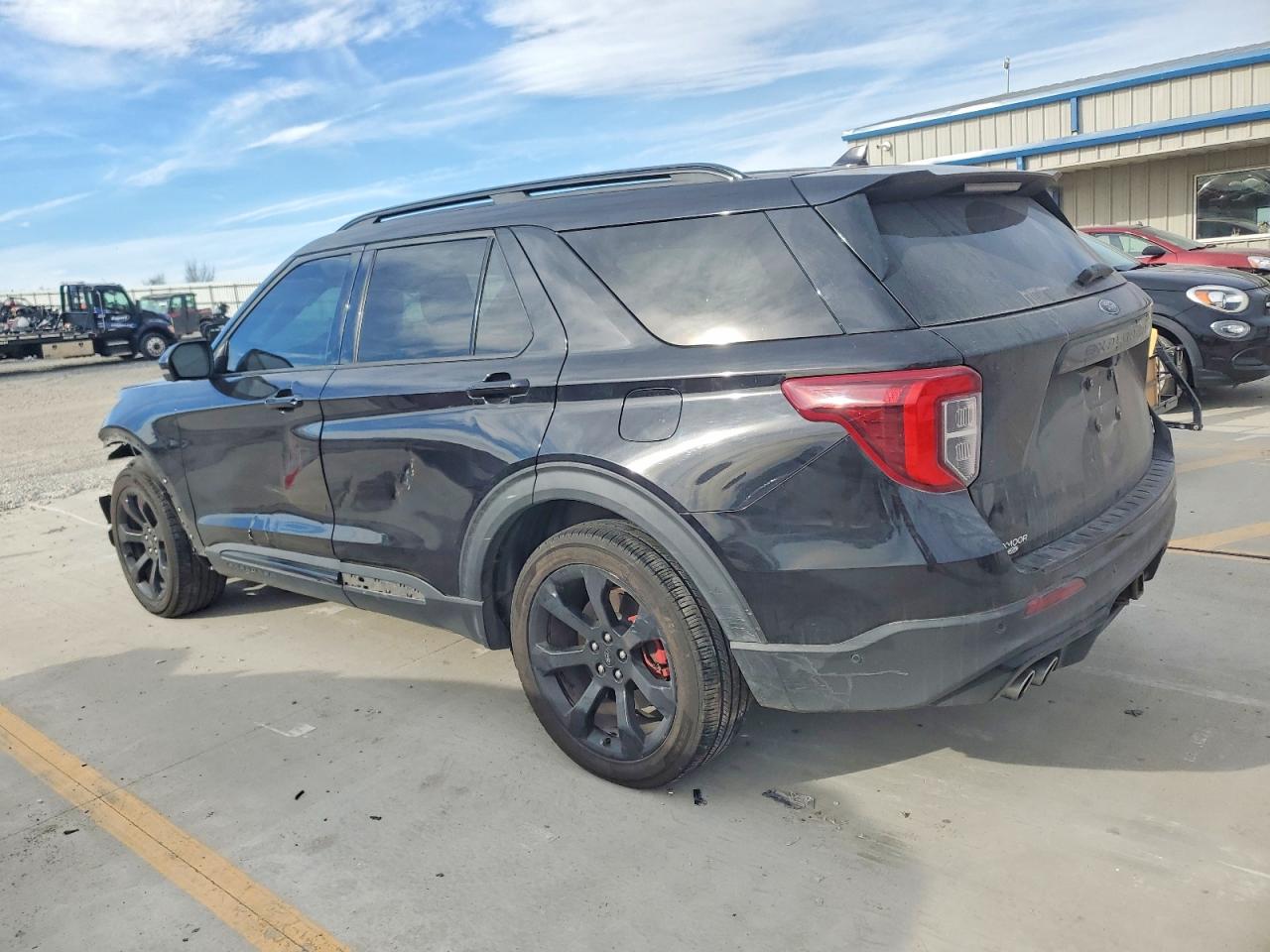 2020 FORD EXPLORER ST photo 2