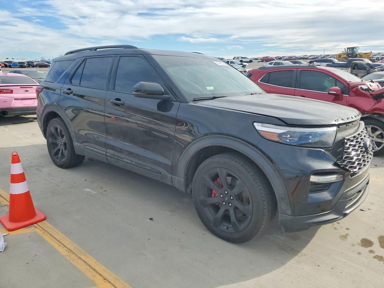 2020 FORD EXPLORER ST photo 4