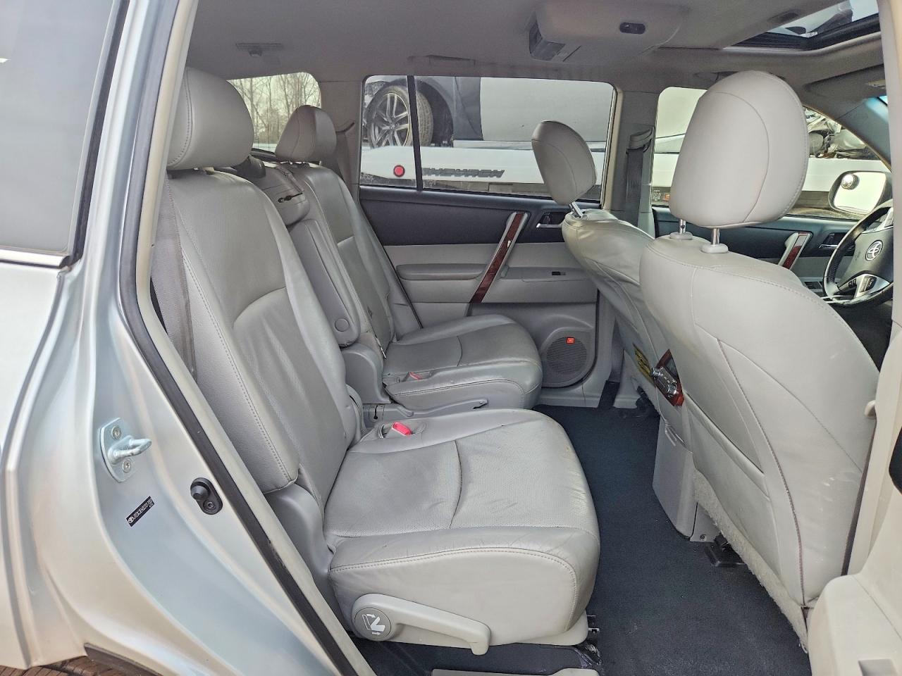 2013 TOYOTA HIGHLANDER HYBRID LIMITED photo 11