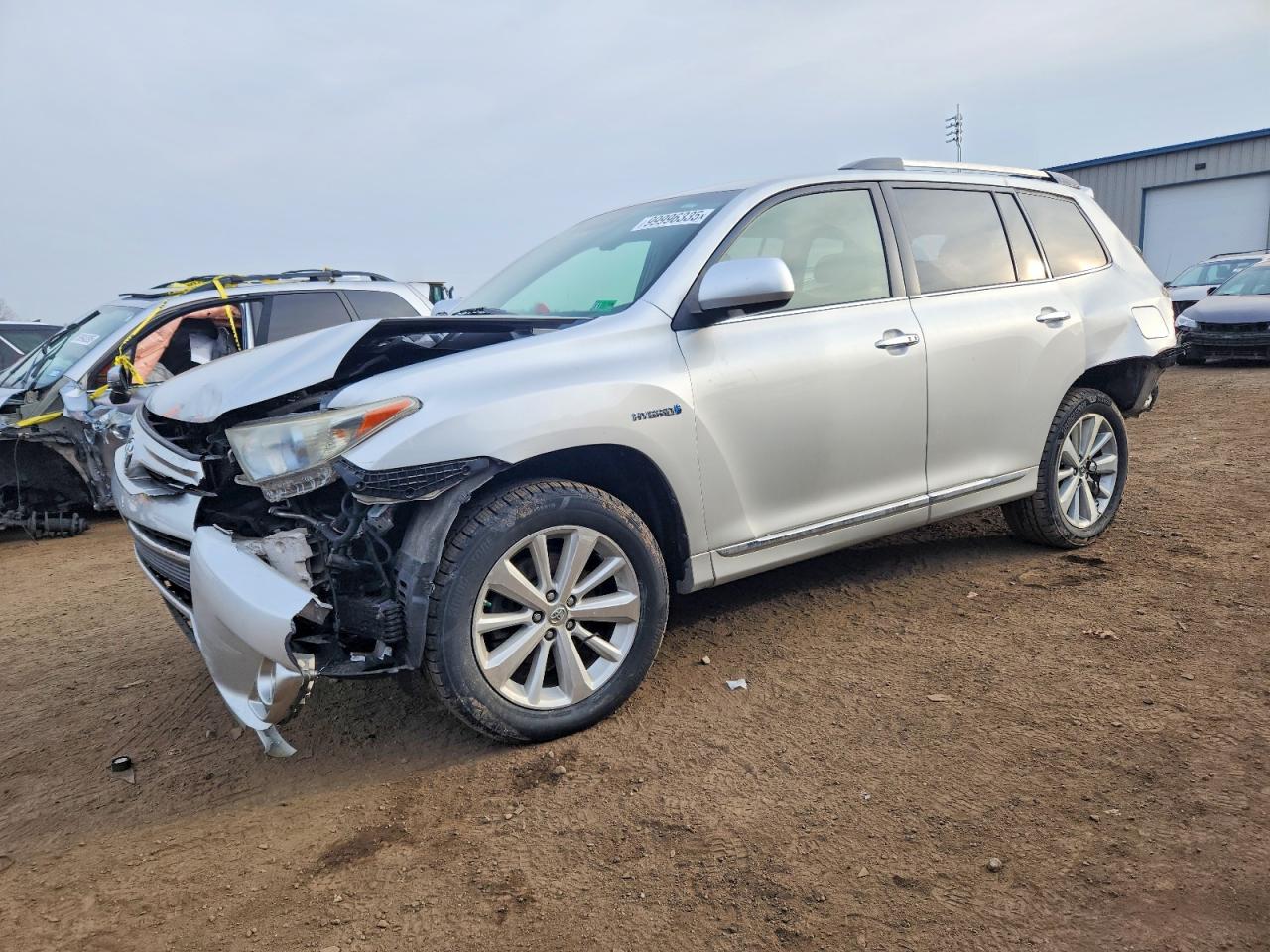 2013 TOYOTA HIGHLANDER