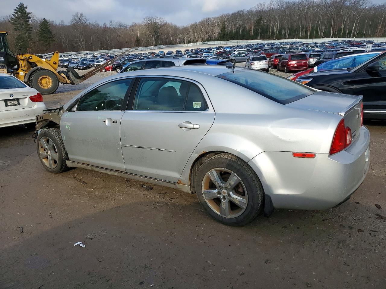 2011 CHEVROLET MALIBU 1LT photo 2