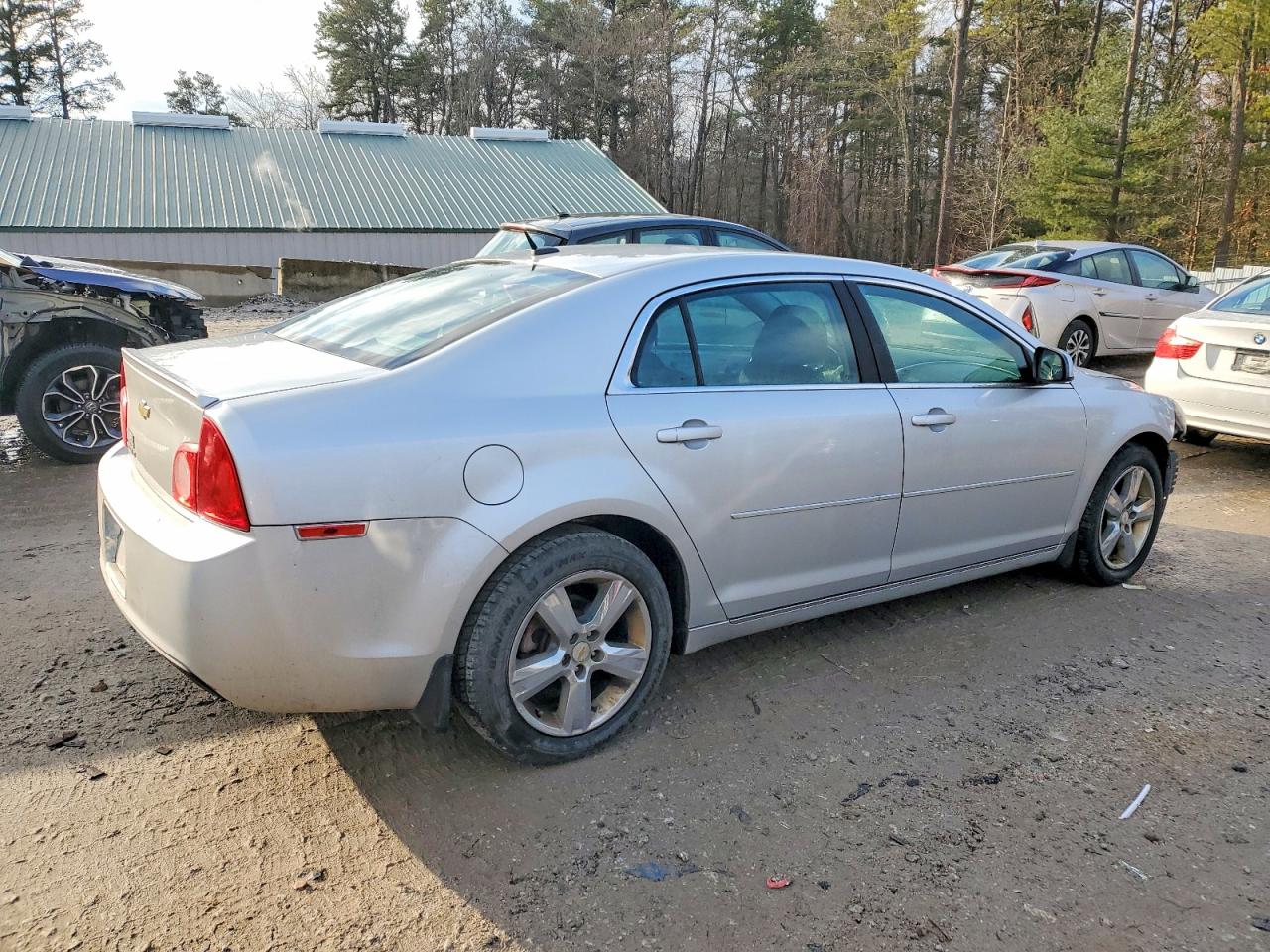 2011 CHEVROLET MALIBU 1LT photo 3