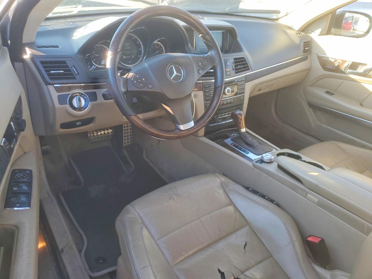 2010 MERCEDES-BENZ E 550 photo 8