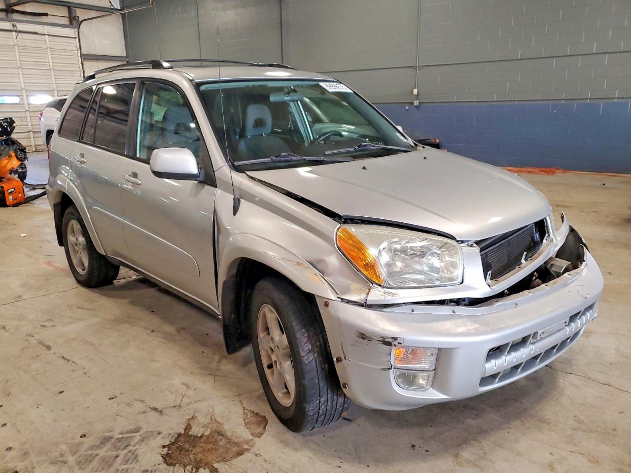 2002 TOYOTA RAV4 photo 4