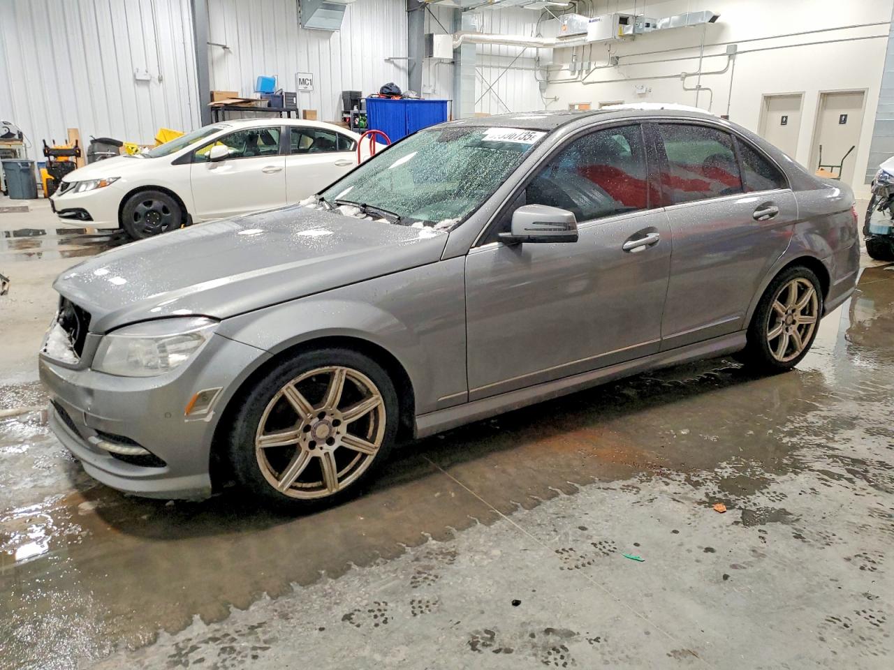 2011 MERCEDES-BENZ C