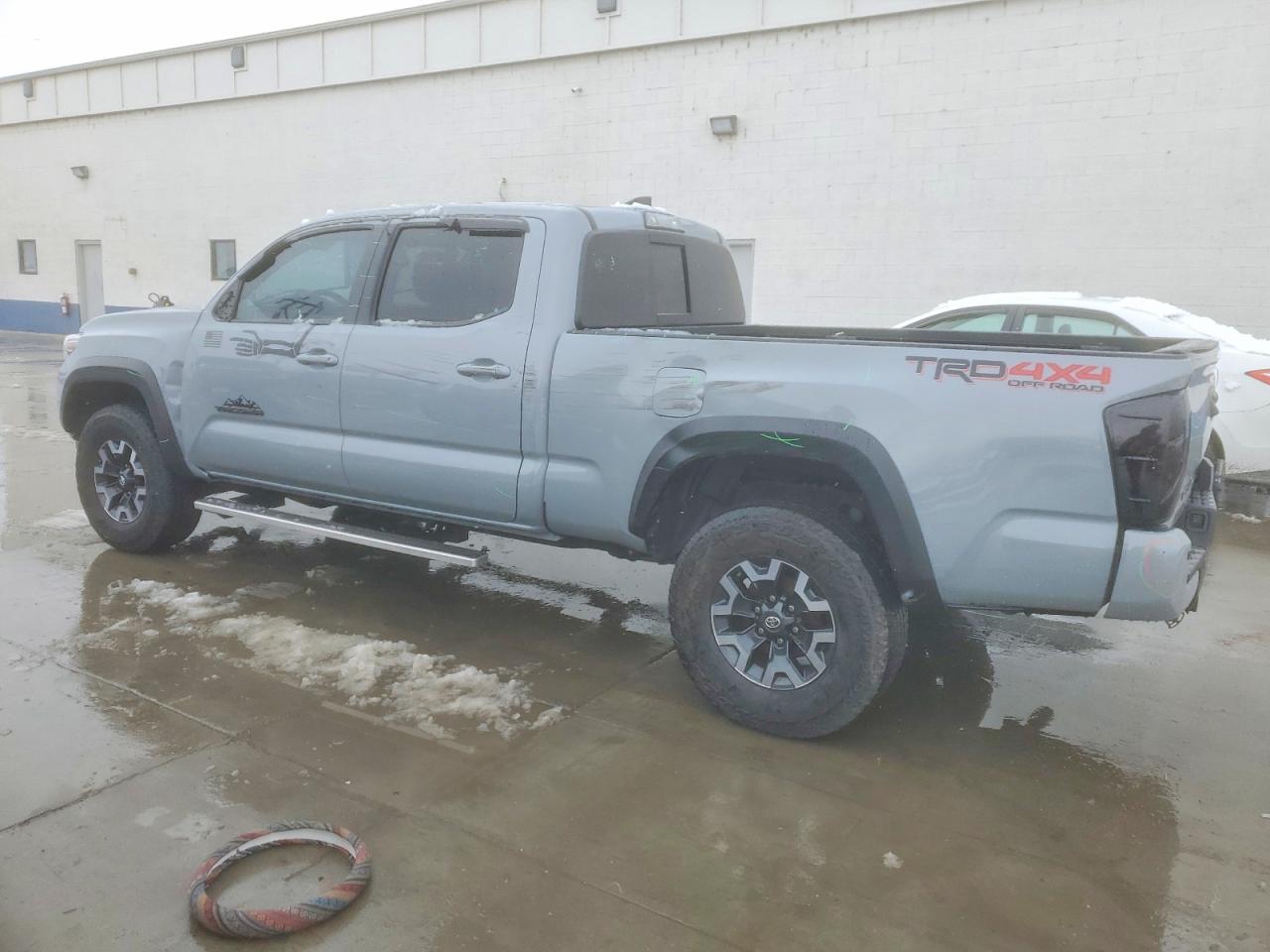 2019 TOYOTA TACOMA DOUBLE CAB photo 2