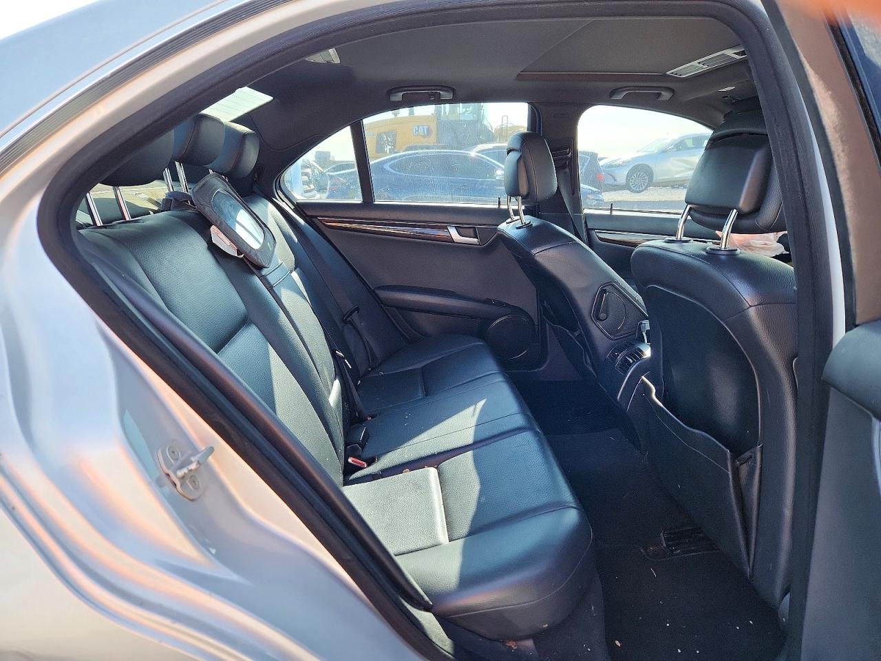 2013 MERCEDES-BENZ C 250 photo 10