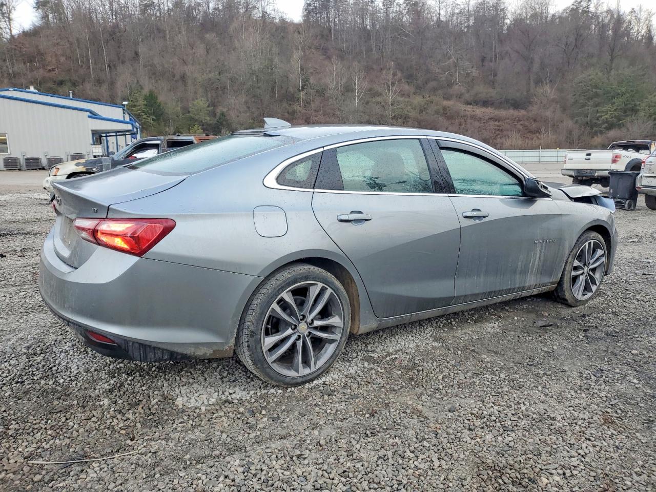 2023 CHEVROLET MALIBU PREMIER photo 3