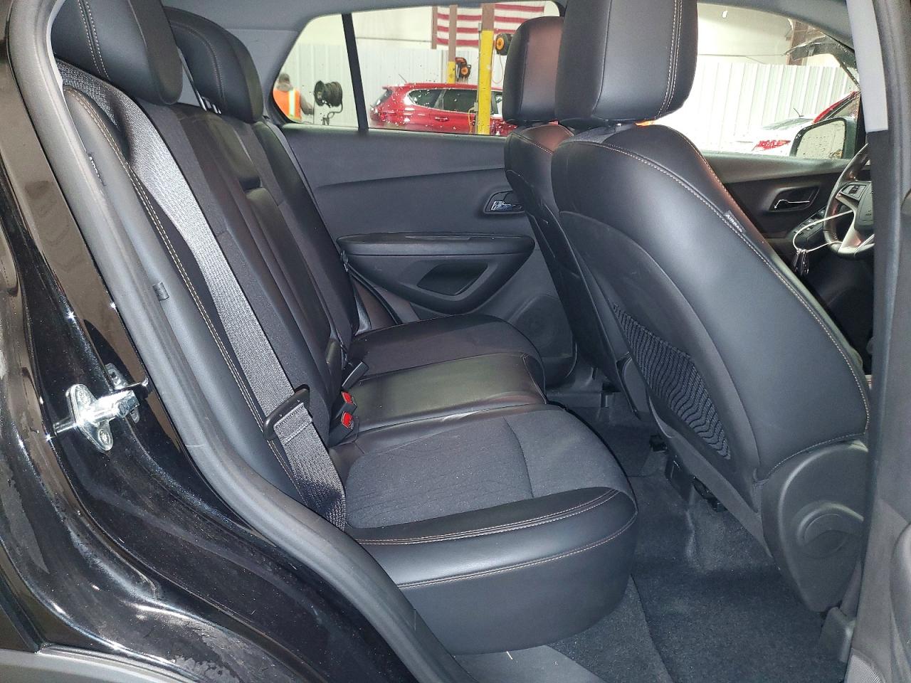 2019 CHEVROLET TRAX 1LT photo 10