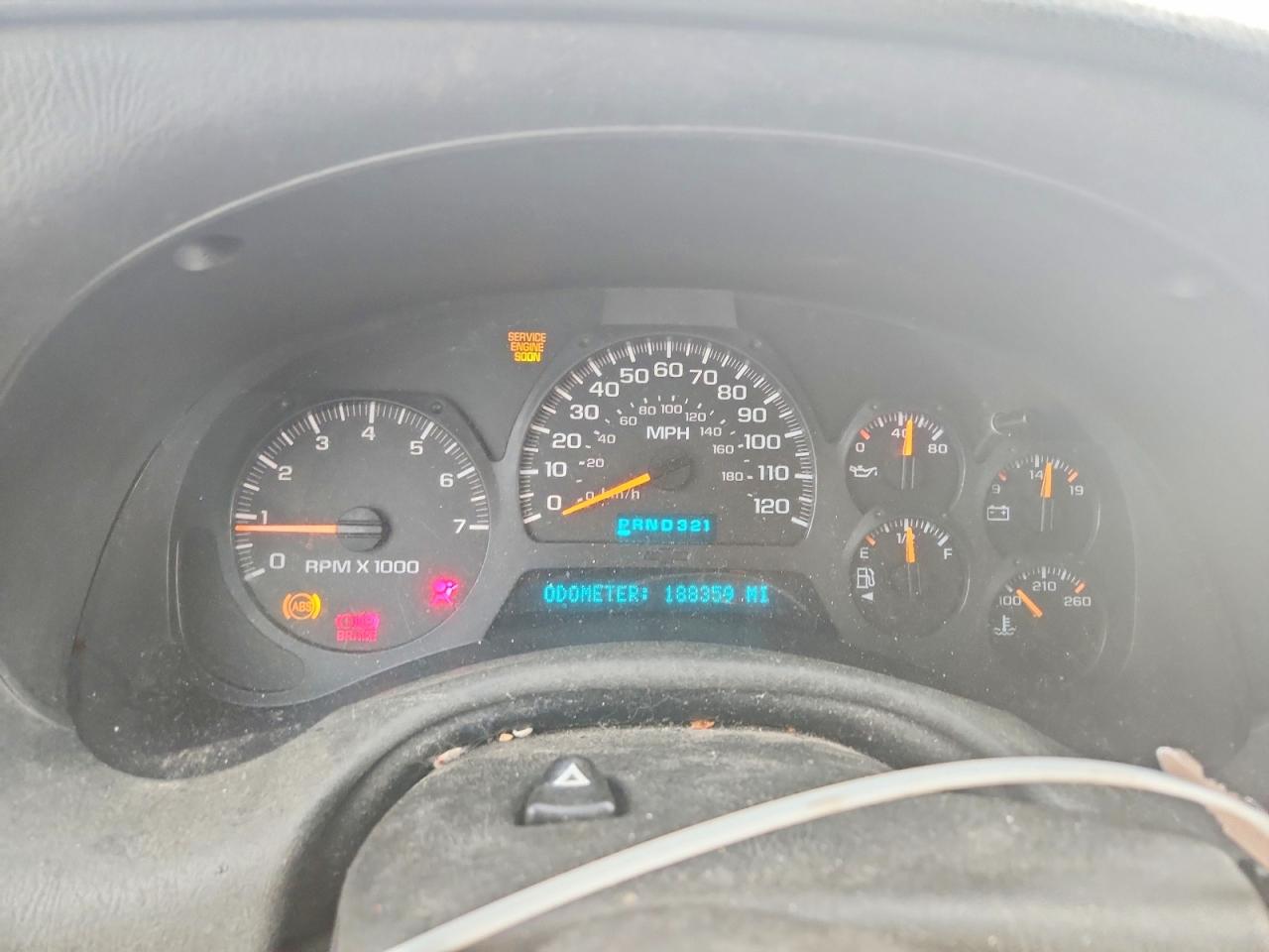 2002 CHEVROLET TRAILBLAZER photo 9