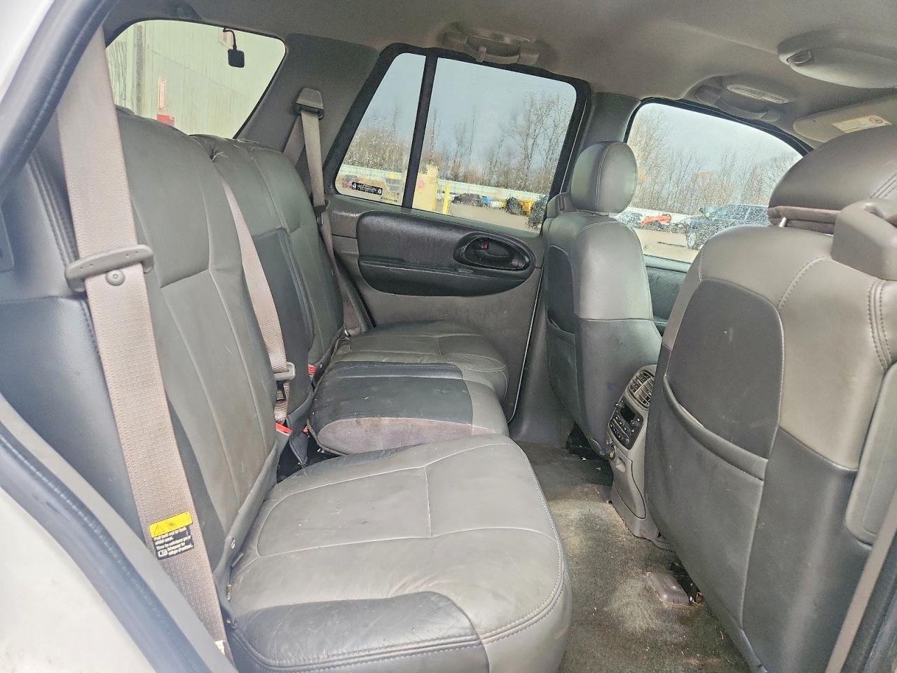 2002 CHEVROLET TRAILBLAZER photo 11