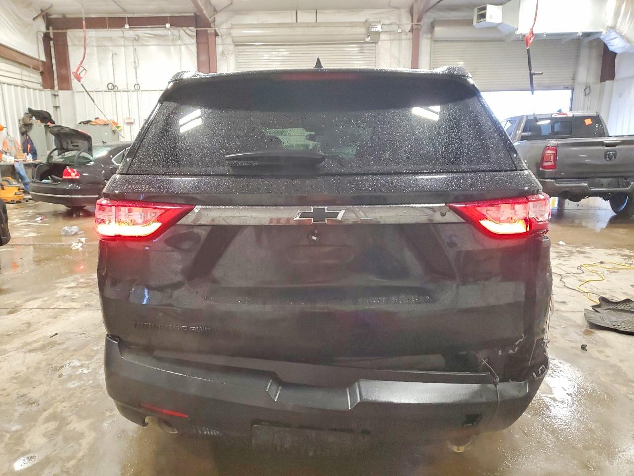 2019 CHEVROLET TRAVERSE LS photo 6